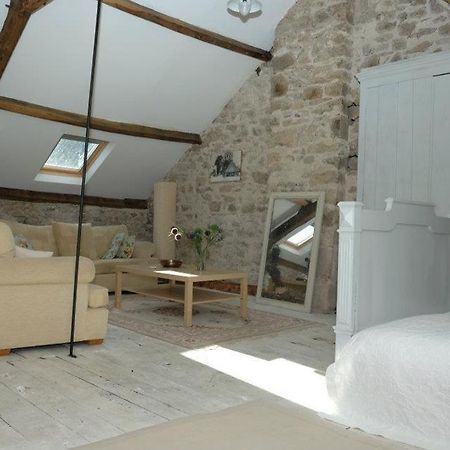 Chambres d'hôtes Le Moulin des Farges Meymac Exterior foto