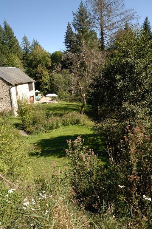 Chambres d'hôtes Le Moulin des Farges Meymac Exterior foto