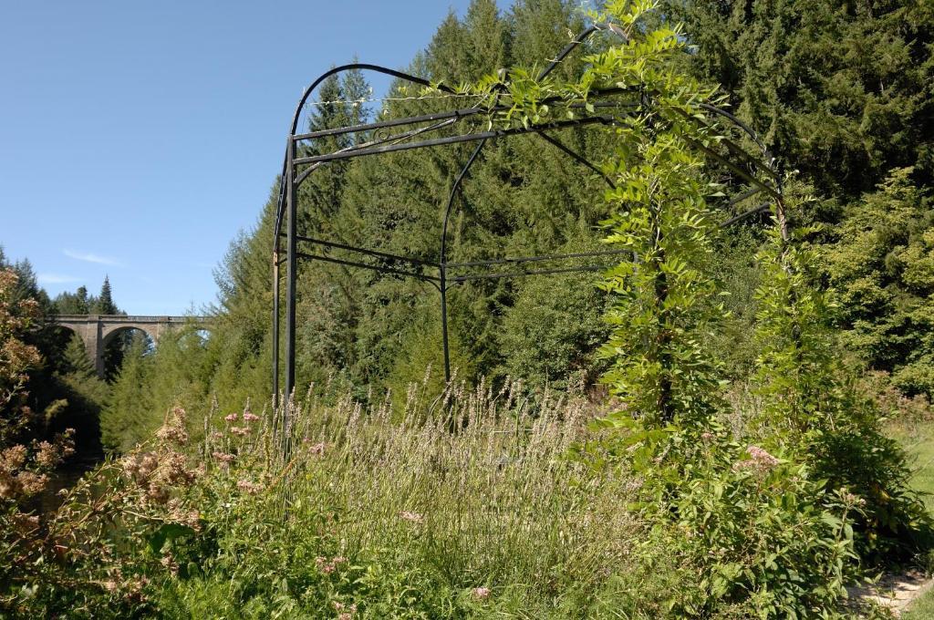 Chambres d'hôtes Le Moulin des Farges Meymac Exterior foto