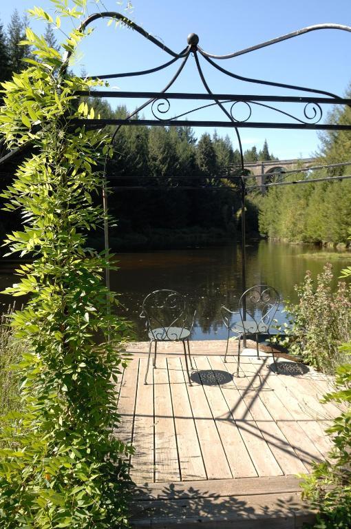 Chambres d'hôtes Le Moulin des Farges Meymac Exterior foto