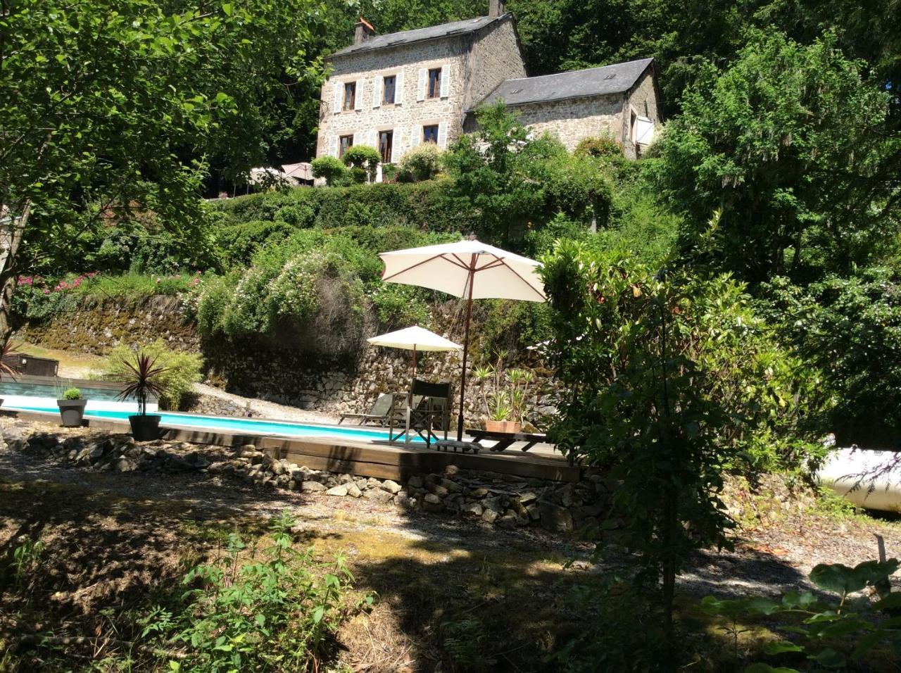 Chambres d'hôtes Le Moulin des Farges Meymac Exterior foto